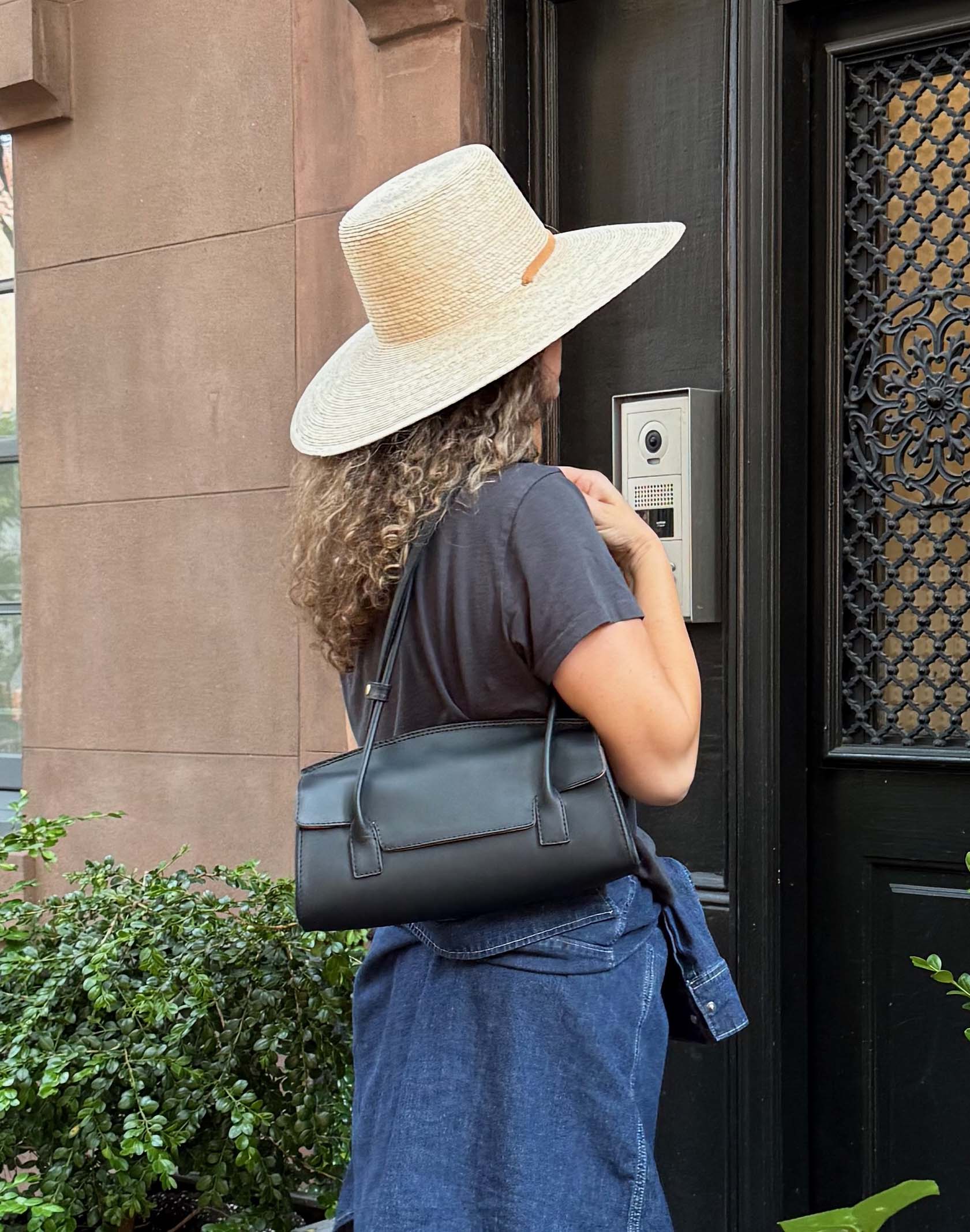 Ojai Shoulder Bag Handbags