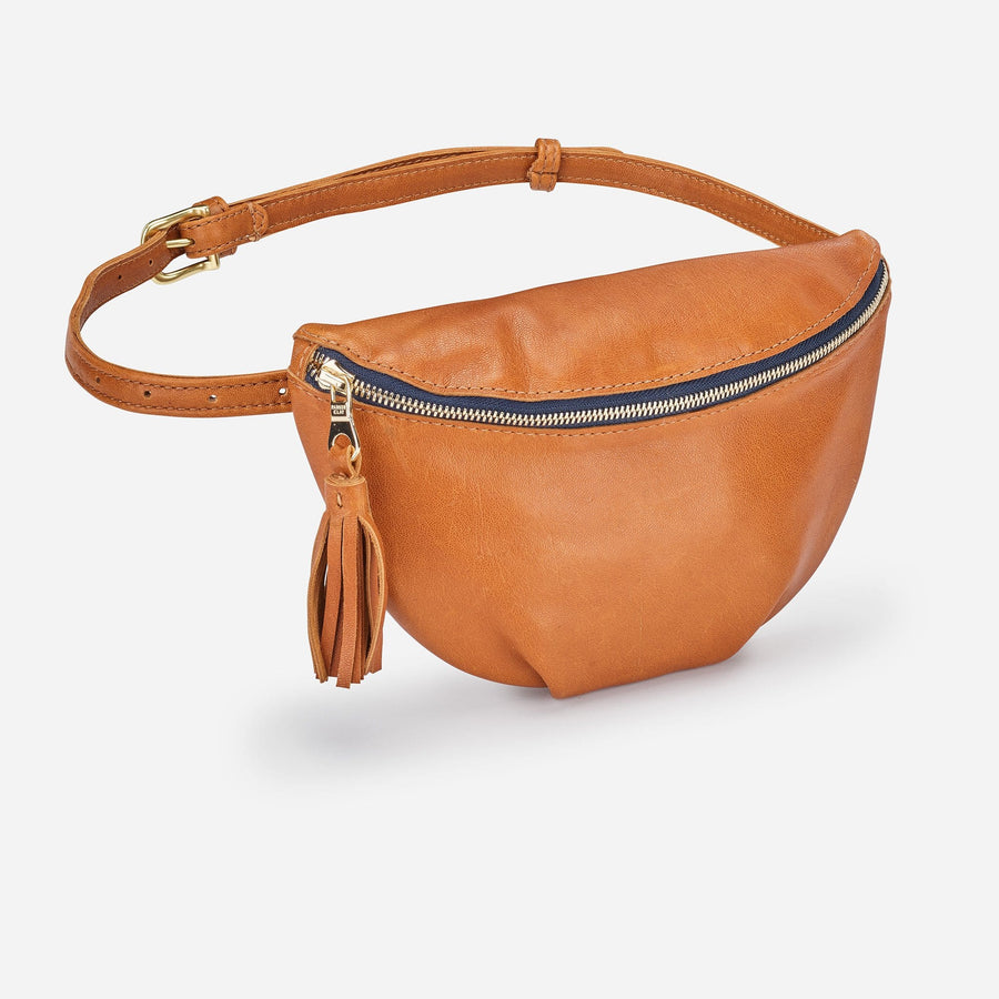 This canvas strap is actually pretty cute! Er well, the entire bag